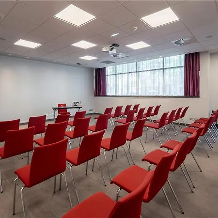 Radisson Blu Hotel. Paris-boulogne * Булонь-Бийанкур